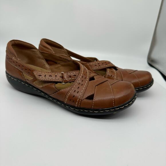 Clarks Bendables Ashland Spin Q Tan Leather Criss Cross Mary Jane Loafer Sz 8 - Picture 1 of 12